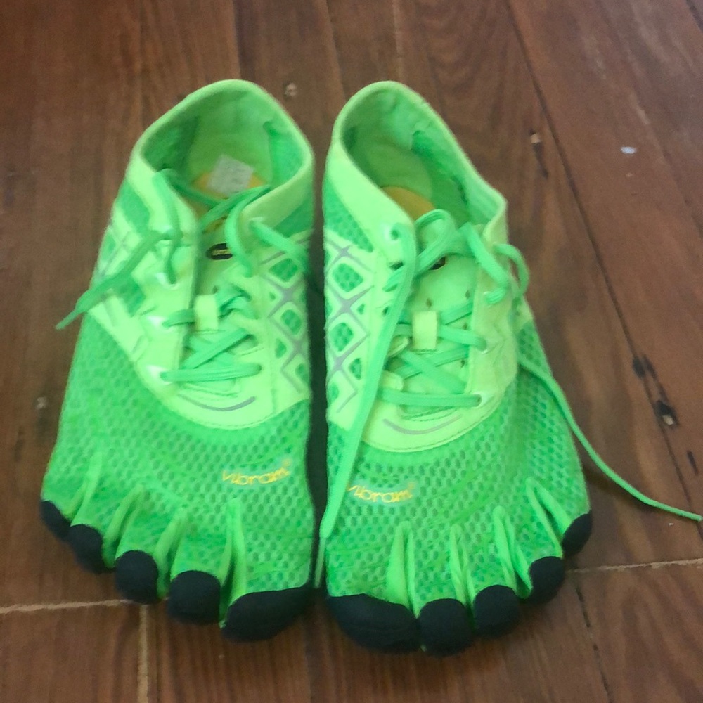 Brand new pair SeeYa LS Vibram Fivefingers